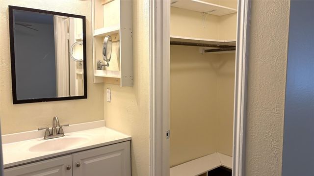 13631 Greenway Drive, Sugar Land, TX 77498