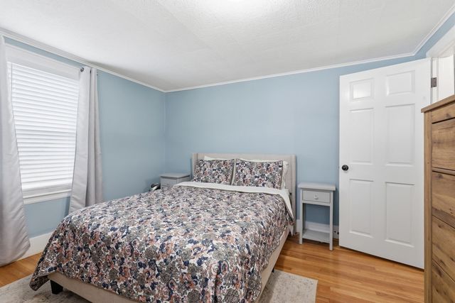 9 Rust St, Lynn, MA 01902