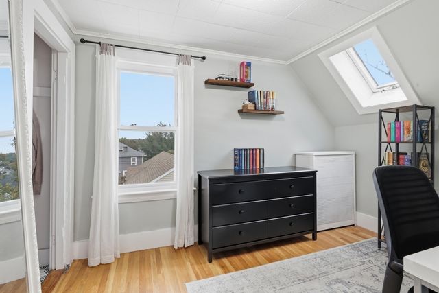 9 Rust St, Lynn, MA 01902