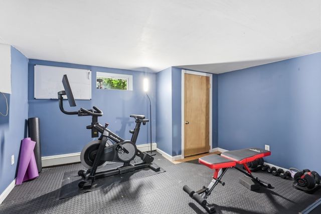 9 Rust St, Lynn, MA 01902