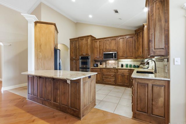 14 Asombroso Lane, Hot Springs Village, AR 71909