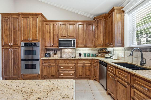 14 Asombroso Lane, Hot Springs Village, AR 71909