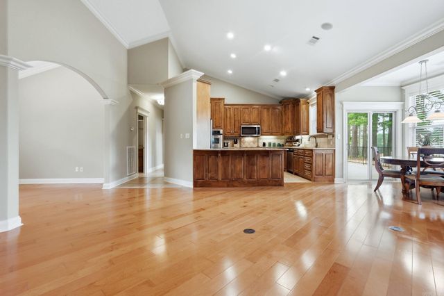 14 Asombroso Lane, Hot Springs Village, AR 71909