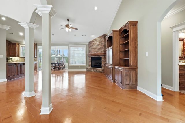 14 Asombroso Lane, Hot Springs Village, AR 71909