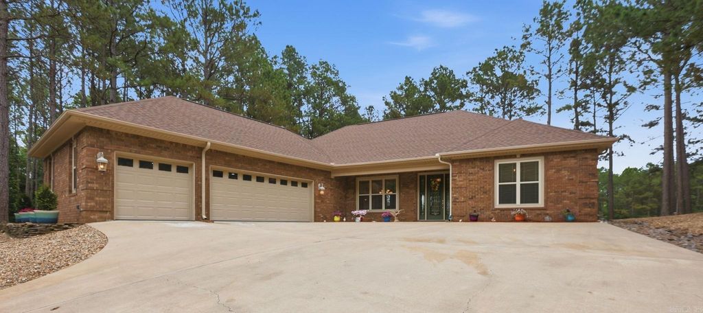 14 Asombroso Lane, Hot Springs Village, AR 71909