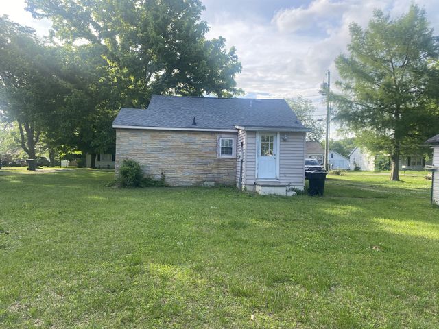 504 General St, E, Tullahoma, TN 37388