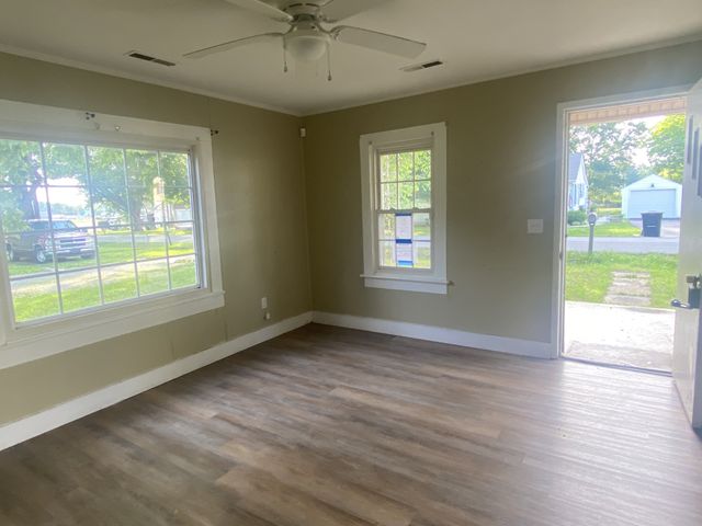504 General St, E, Tullahoma, TN 37388