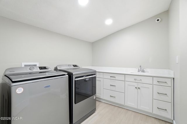 328 N Main Street, Bluffton, OH 45817