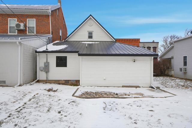 328 N Main Street, Bluffton, OH 45817