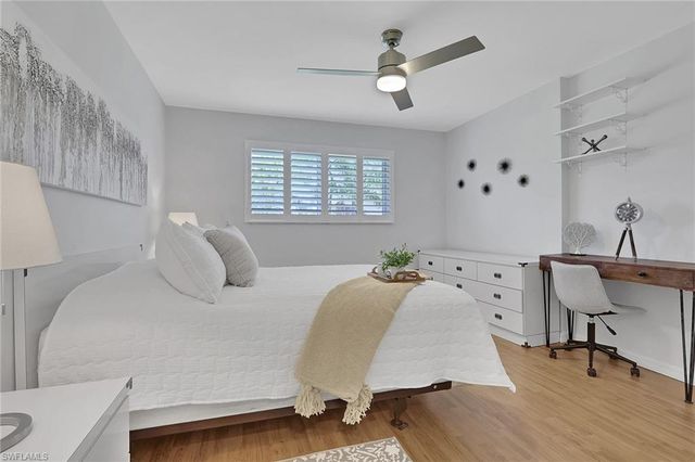 170 Turtle Lake CT 309, Naples, FL 34105