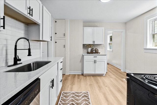 2961 E 11th Avenue, Columbus, OH 43219