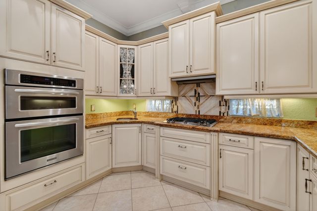 152 Santiago Drive, Jupiter, FL 33458