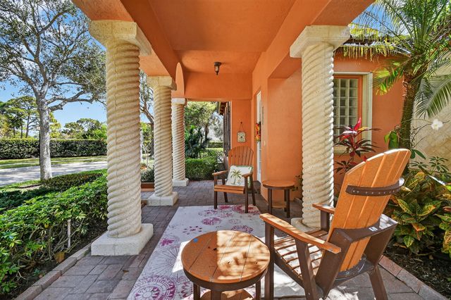 152 Santiago Drive, Jupiter, FL 33458