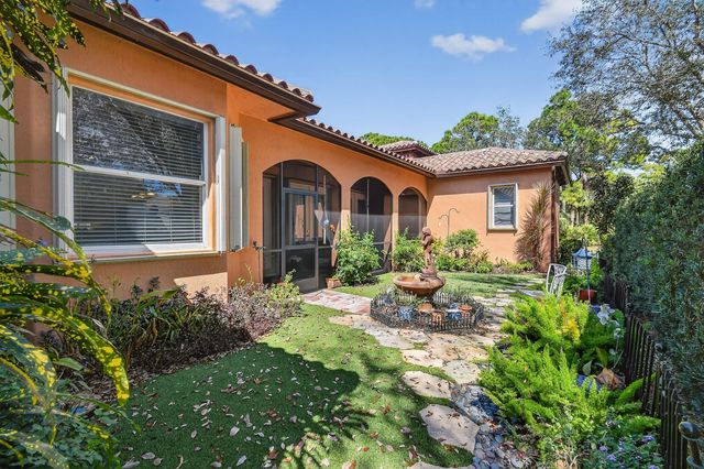 152 Santiago Drive, Jupiter, FL 33458