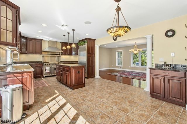 1003 Charles St, Mountainside Boro, NJ 07092