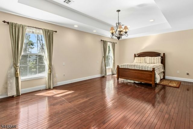 1003 Charles St, Mountainside Boro, NJ 07092