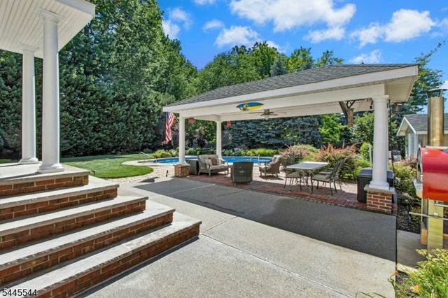 1003 Charles St, Mountainside Boro, NJ 07092