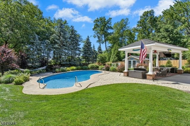 1003 Charles St, Mountainside Boro, NJ 07092