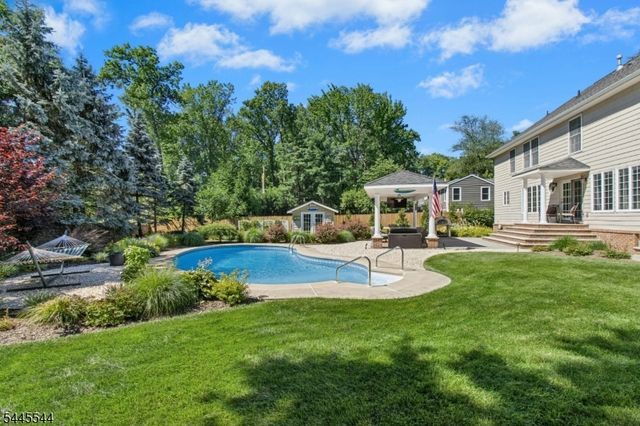 1003 Charles St, Mountainside Boro, NJ 07092