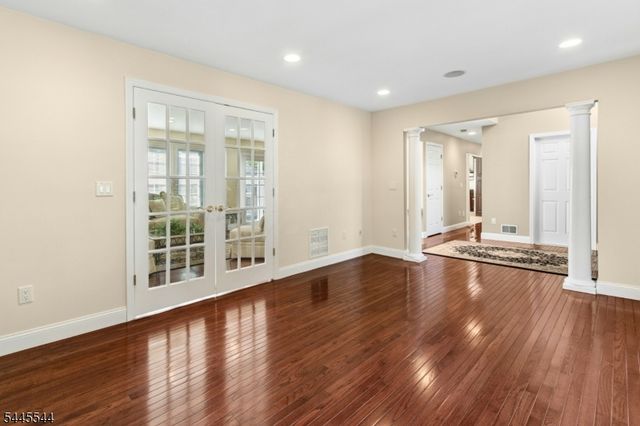 1003 Charles St, Mountainside Boro, NJ 07092