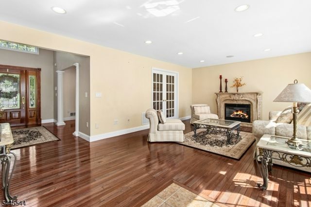 1003 Charles St, Mountainside Boro, NJ 07092