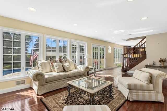 1003 Charles St, Mountainside Boro, NJ 07092
