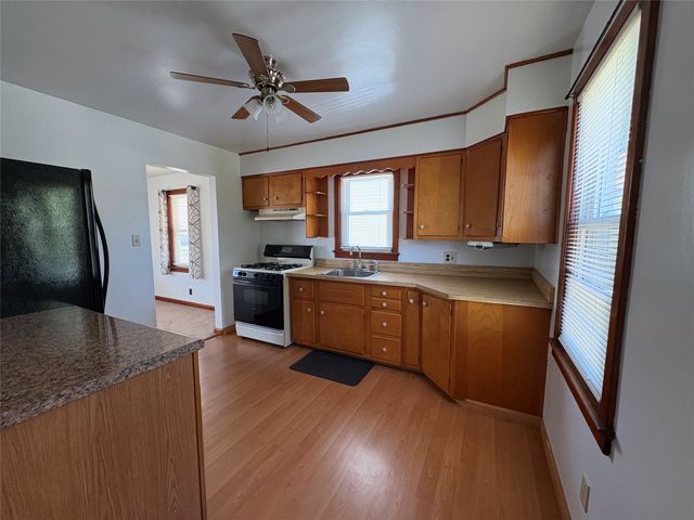 918 W 36TH Street, Erie, PA 16508
