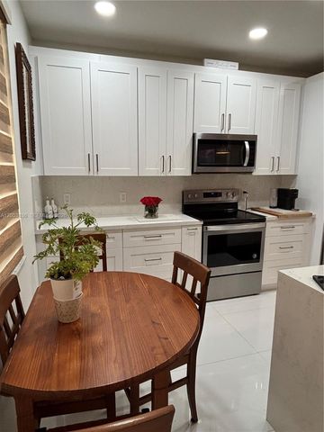 1362 Canary Island Drive, Weston, FL 33327