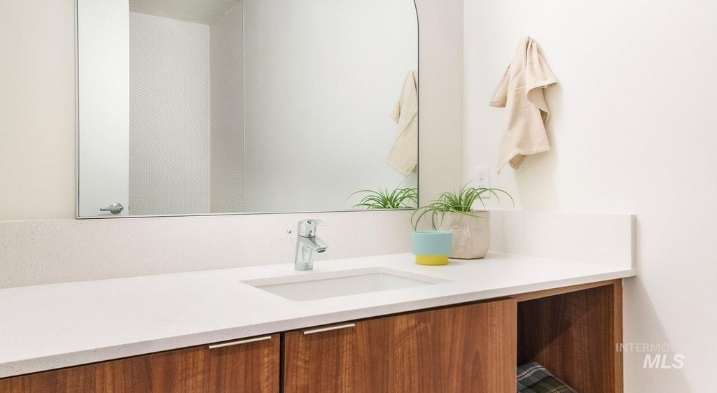 1019 W Main Street, Boise, ID 83702 photo 12