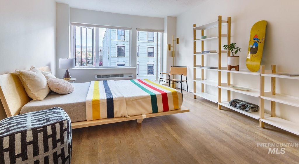 1019 W Main Street, Boise, ID 83702 photo 9