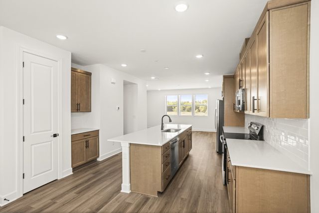 154 Barton Village Boulevard, Lebanon, TN 37090