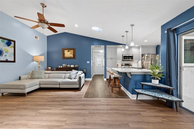 111 ESSEX DRIVE, Longwood, FL 32779