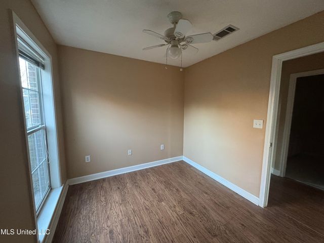 132 Meade Lane, Pearl, MS 39208