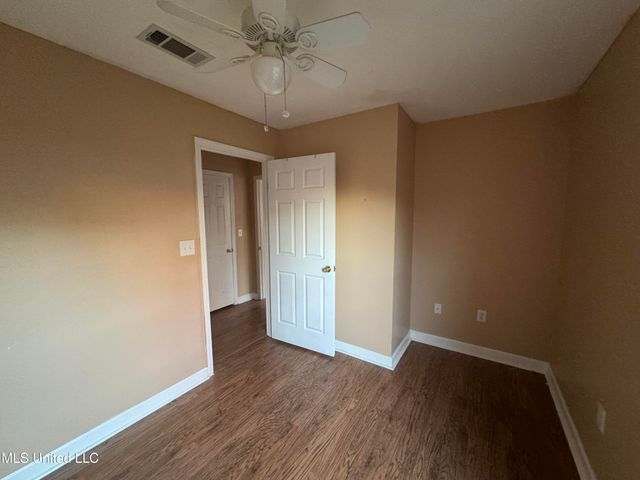 132 Meade Lane, Pearl, MS 39208