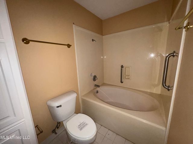 132 Meade Lane, Pearl, MS 39208