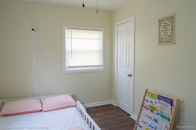 4070 Lanette Drive, Waterford, MI 48328