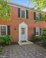 7 GEORGETOWN CT, Annapolis, MD 21403