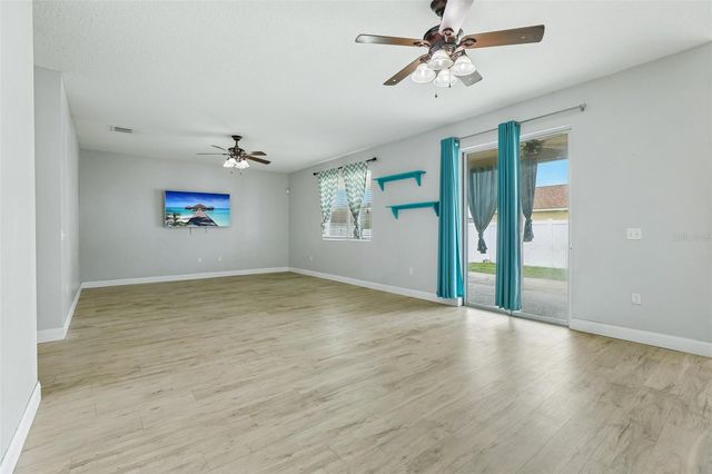 4362 SUN CENTER ROAD, Mulberry, FL 33860