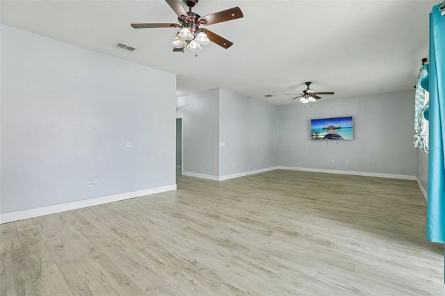 4362 SUN CENTER ROAD, Mulberry, FL 33860