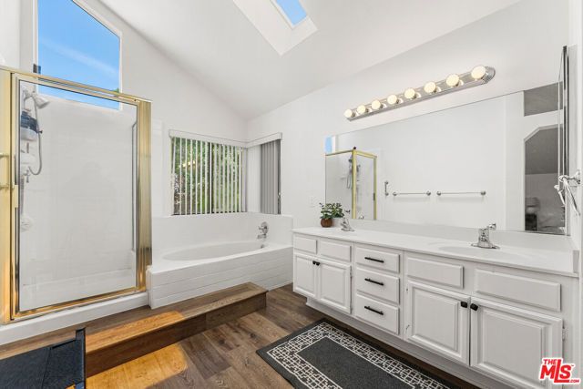 43258 33rd Street, Lancaster, CA 93536