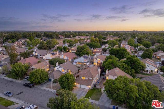 43258 33rd Street, Lancaster, CA 93536