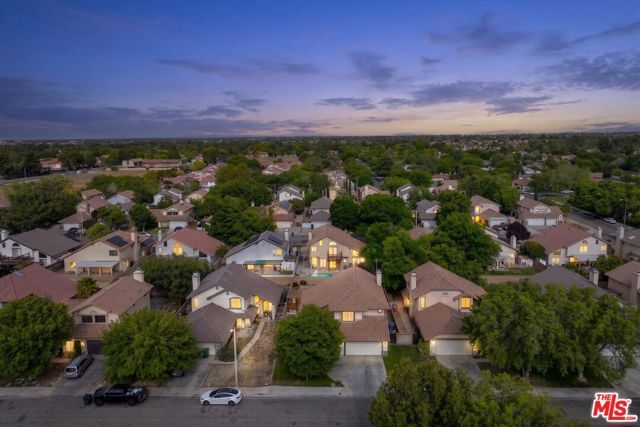 43258 33rd Street, Lancaster, CA 93536