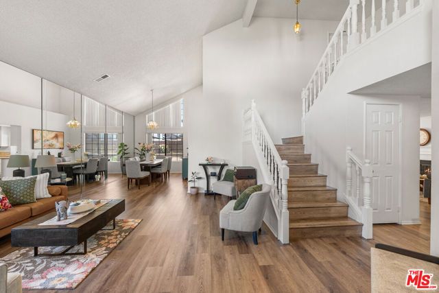 43258 33rd Street, Lancaster, CA 93536