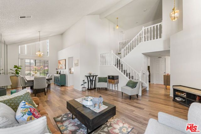43258 33rd Street, Lancaster, CA 93536