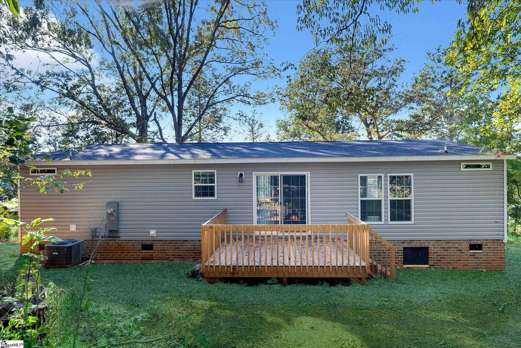 20 Watermark Court, Piedmont, SC 29673