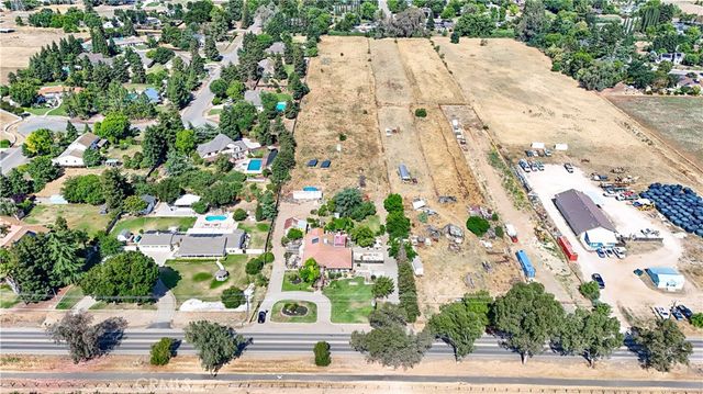 3629 N Lake, Merced, CA 95340
