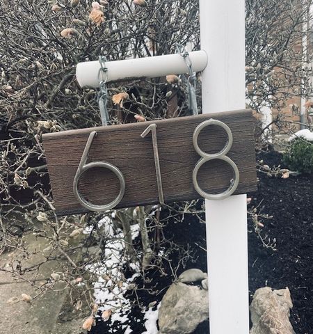 618 Arbor Ln, Pleasant Hills, PA 15236