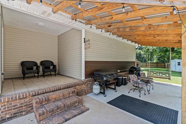 1416 W Cook Road, Dothan, AL 36301