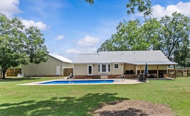 1416 W Cook Road, Dothan, AL 36301