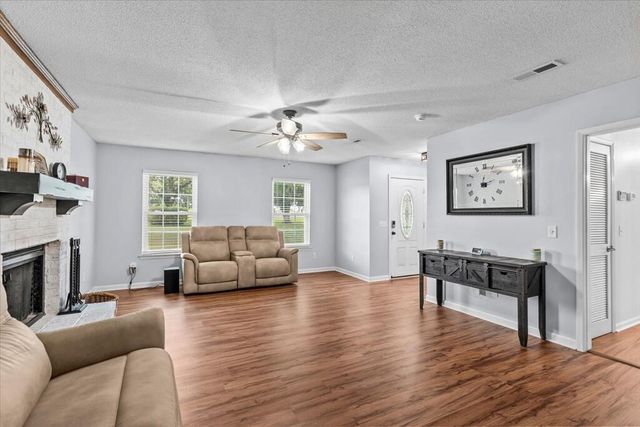 1416 W Cook Road, Dothan, AL 36301